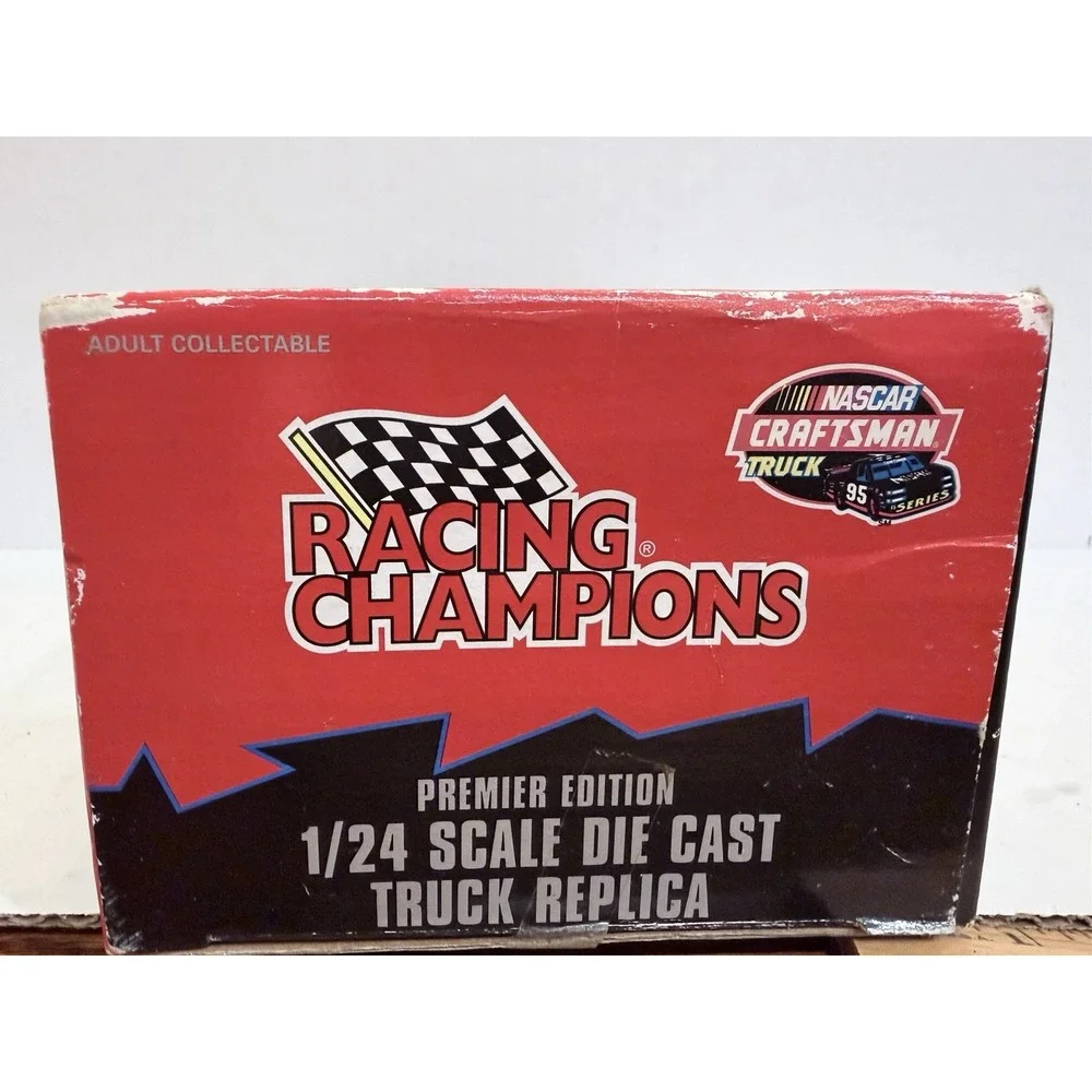 Racing Champions 1996 Premier 1:24 Diecast Ford Truck NASCAR #80 Ruttman